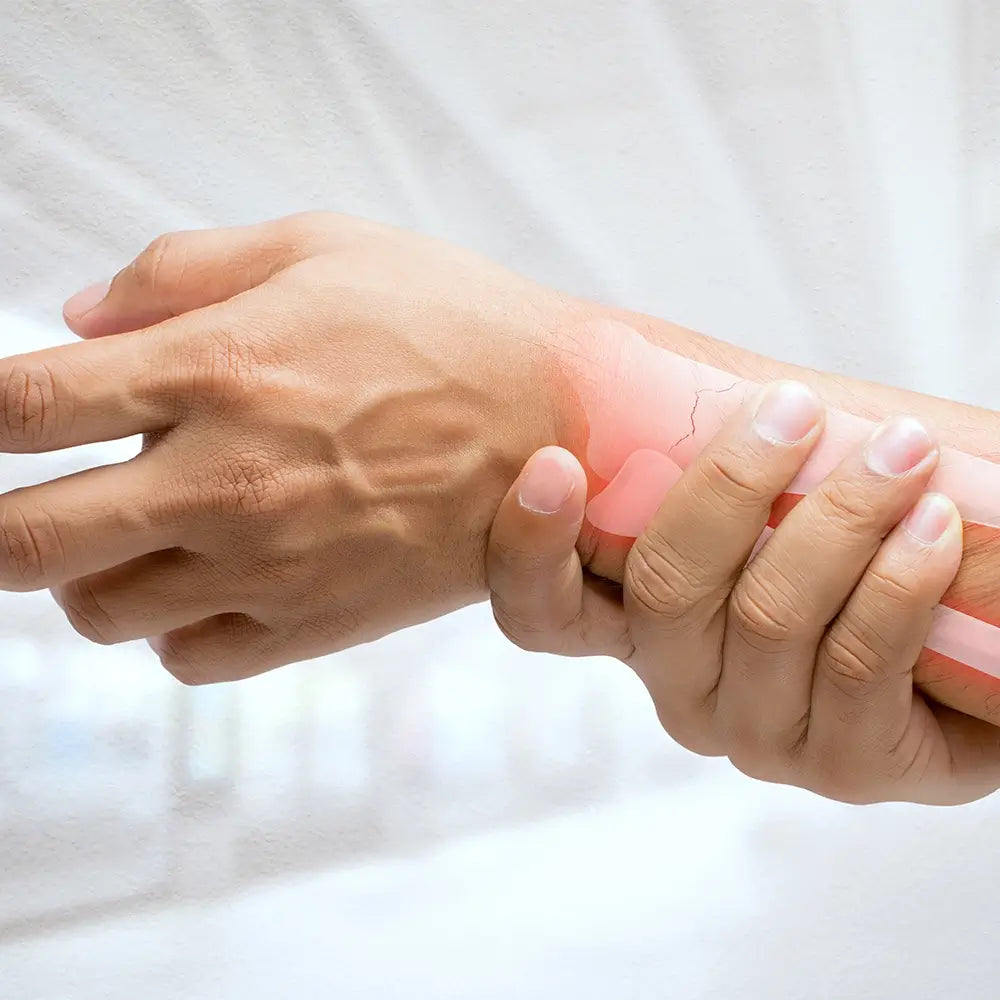 Optimizing Healing Low-Level Laser Therapy for Wrist and Hand Bone Fractures,prungo