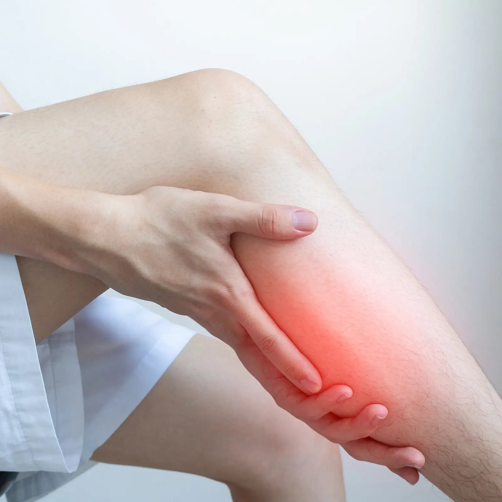 The Impact of Low-Intensity Laser Therapy on Muscle Performance in Spastic Hemiparetic Patients，prungo